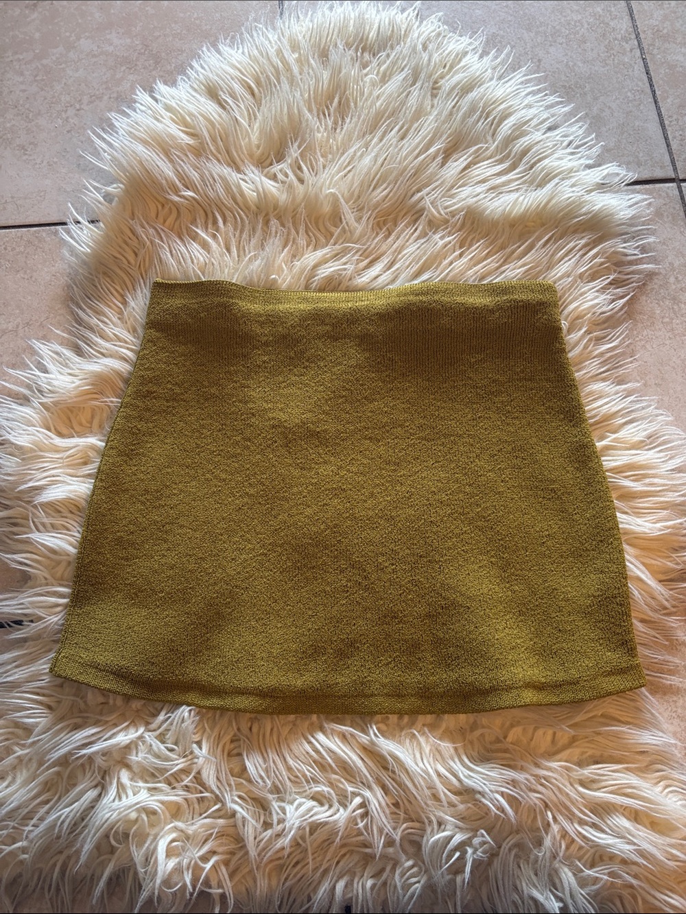 Zara women’s textured mini skirt